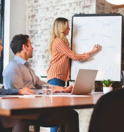 whiteboards-team-meetings-brainstorm-banner